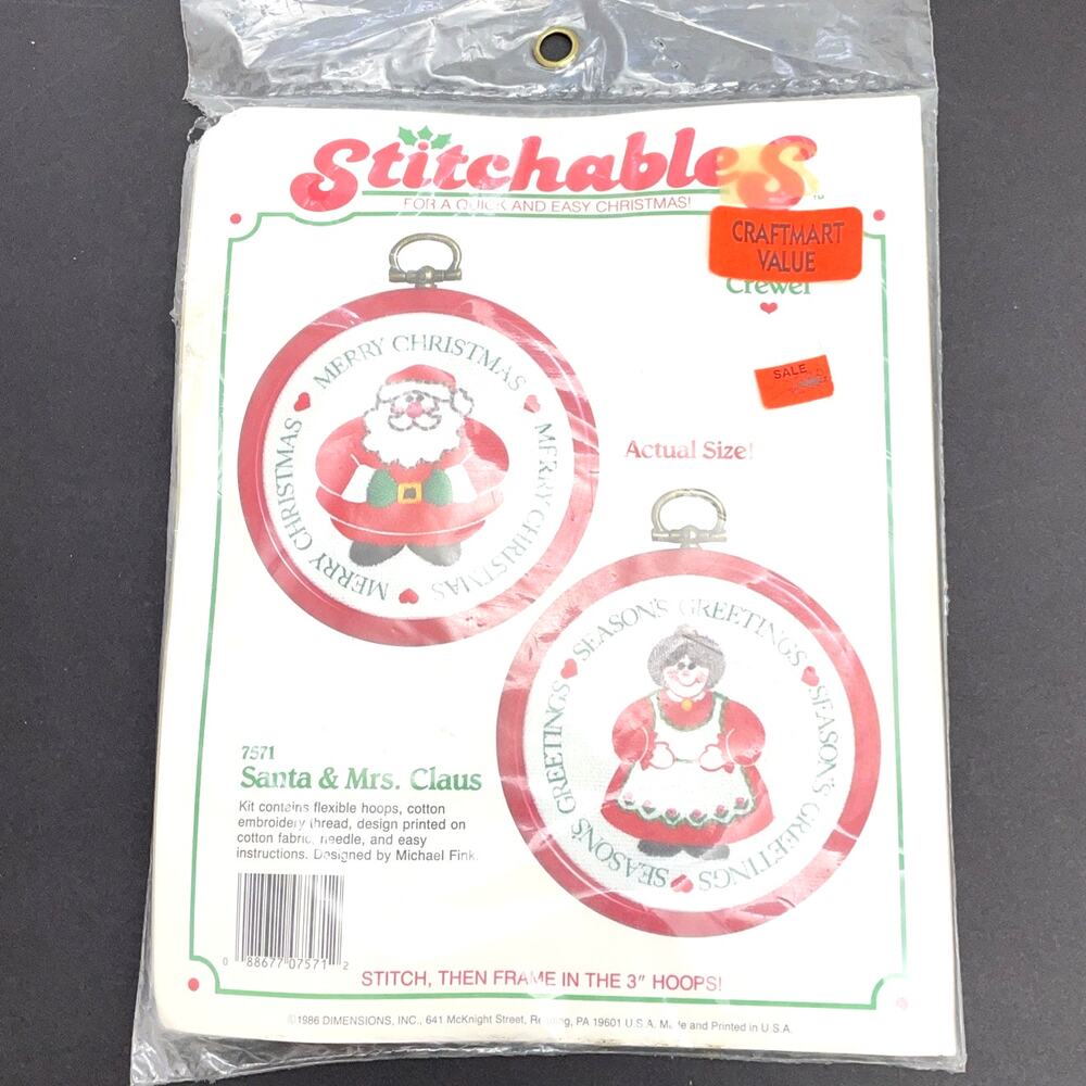 Stitchables Cross Stitch Kit Santa & Mrs Claus #7571 Hoops Christmas Vintage